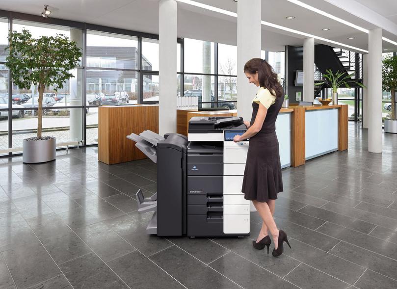 如何使用 HR 文档管理系统降低打印成本和纸张量